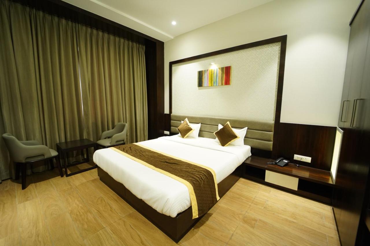Hotel The Royal Inn Baramati Εξωτερικό φωτογραφία