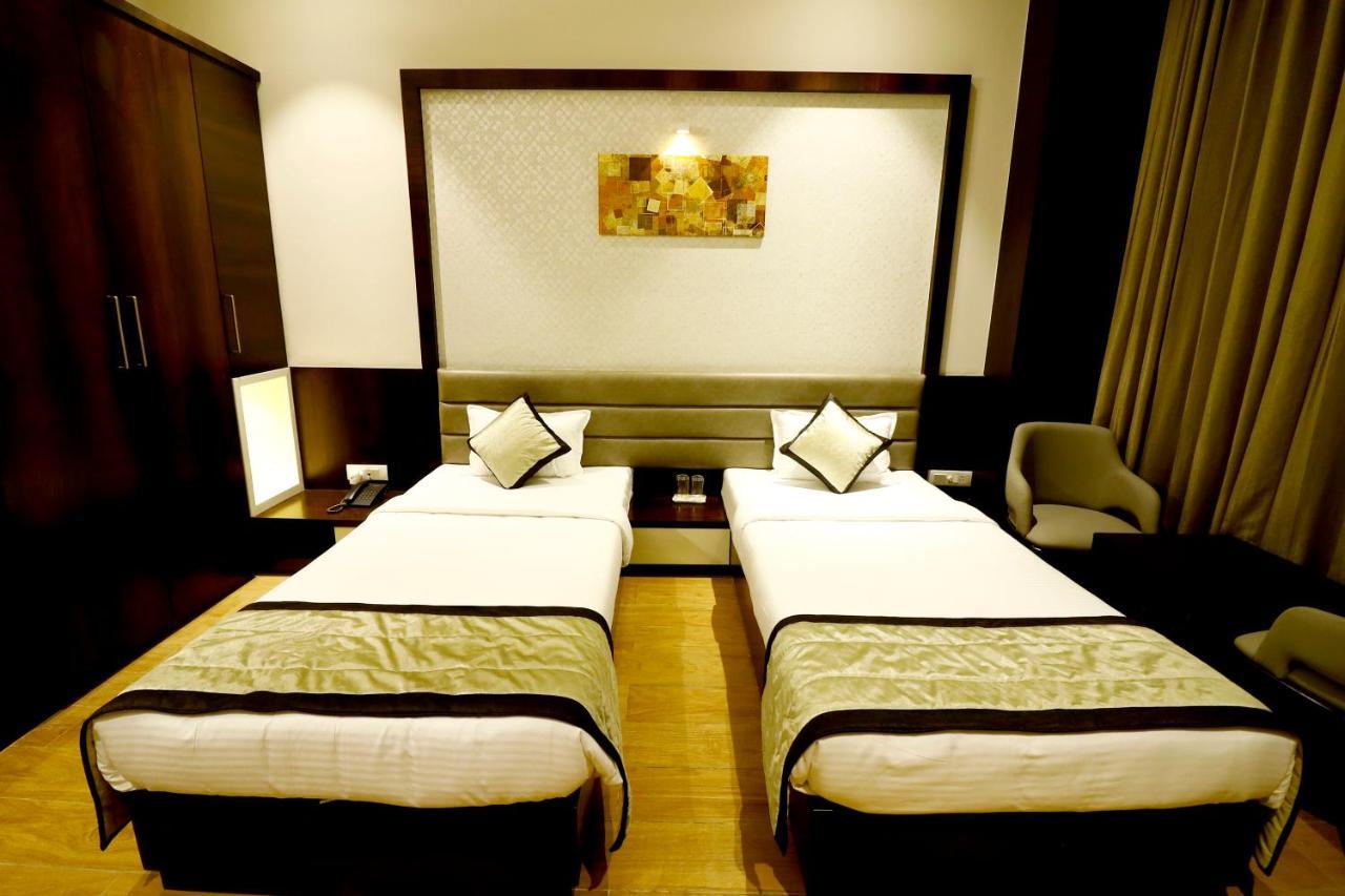 Hotel The Royal Inn Baramati Εξωτερικό φωτογραφία